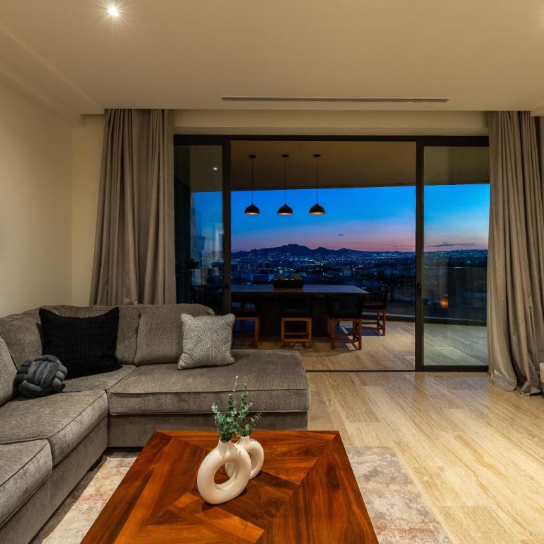 Mistiq Penthouse Private Rooftop Deck & Pool - Apartamento - 36