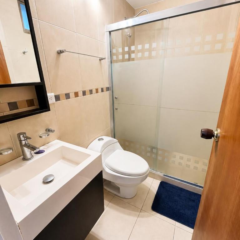 Hermoso y Céntrico Apto en Los Palos Grandes - One-Bedroom Apartment - 5