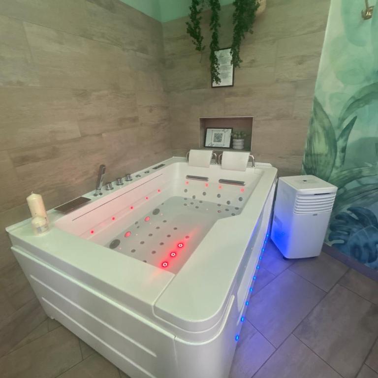 La Jungle Secrète Spa et cinéma en plein air - One-Bedroom Apartment - 8