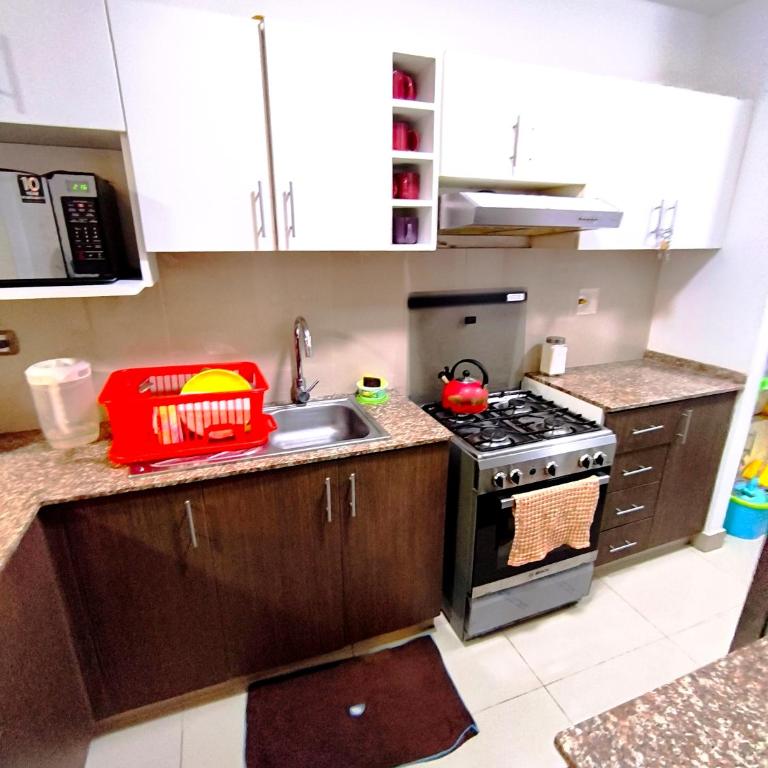 Vacaciones en lima dpt de 3 habitaciones ideal para grupos grandes hasta 12 personas - Apartamento - Planta baja - 7