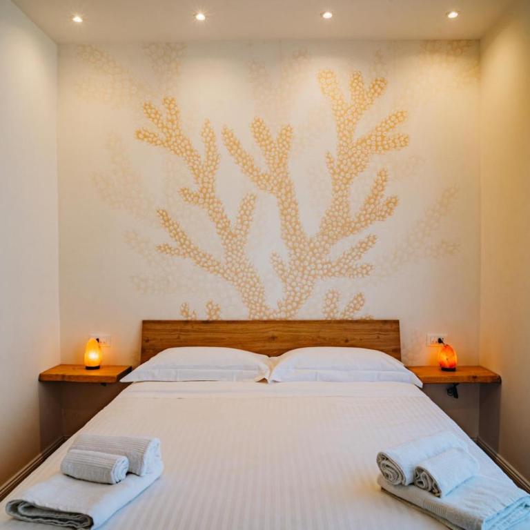 Sicania Porto Rooms - Double Room with Balcony and Sea View - 5