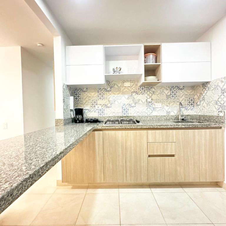 Luxury norte Barranquilla amoblado con parqueadero privado - Apartamento - 26