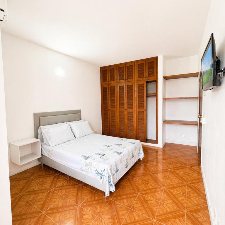 Hotel La Martina - Apartadó Antioquia - Habitación Individual con baño privado - 3