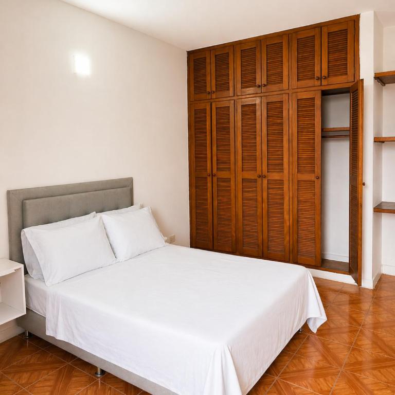 Hotel La Martina - Apartadó Antioquia - Habitación Individual con baño privado - 2