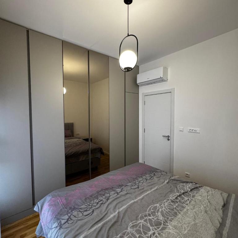 Posh Residence Podgorica - One-Bedroom Apartment - 1