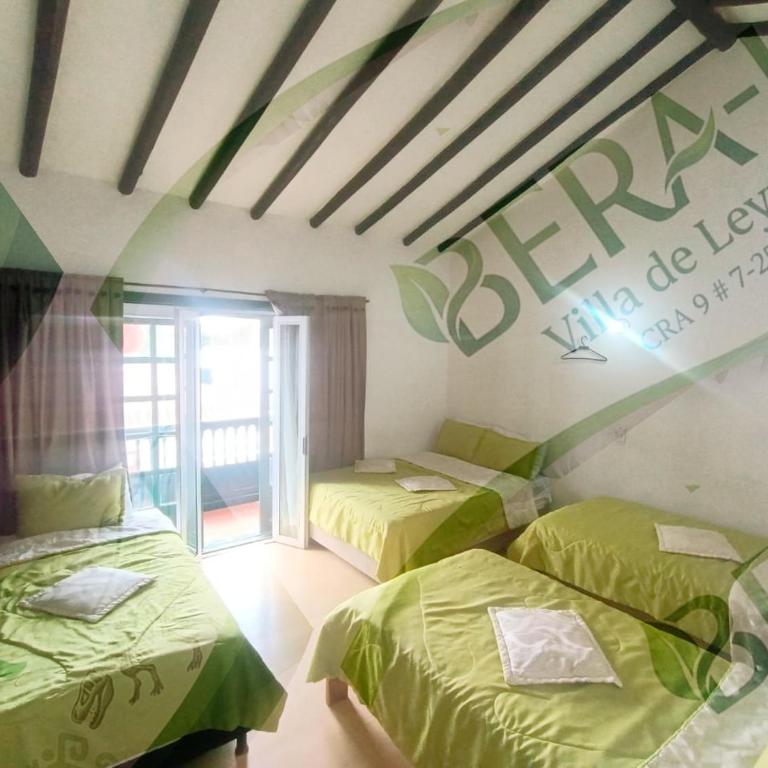 Hotel Bera-k - Family Room with Balcony - 3