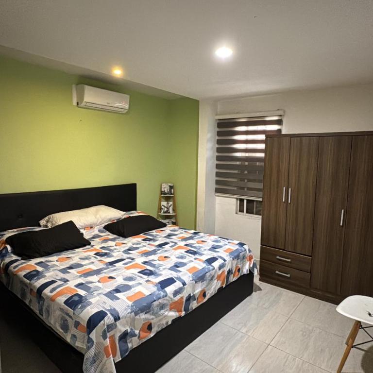 Habitaciónes Entradas Privadas independientes tipo APTO - Habitación Familiar con baño privado - 9