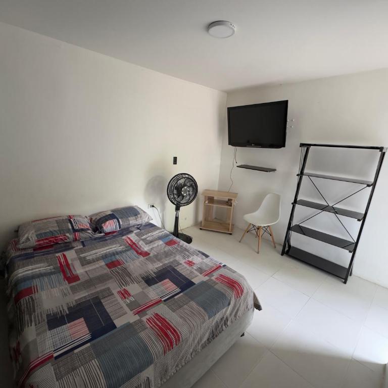 Habitaciónes Entradas Privadas independientes tipo APTO - Habitación Doble con baño privado - 2