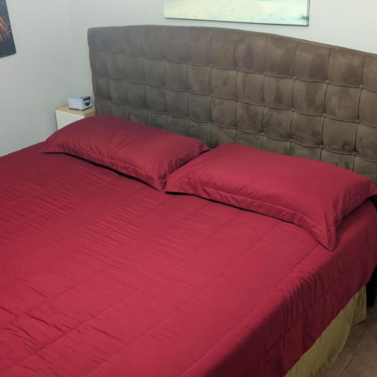 Whale Hill Escape - Beach Views and Walk to Mannys - Three-Bedroom House - 15