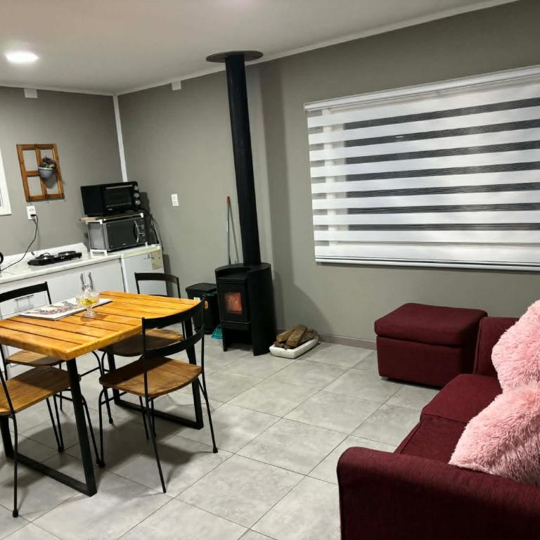 Cabaña cerca del Aeropuerto el tepual Puerto Montt - Three-Bedroom Apartment - 1