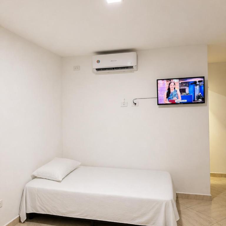 Hotel La Martina - Apartadó Antioquia - Habitación Familiar Superior - 4