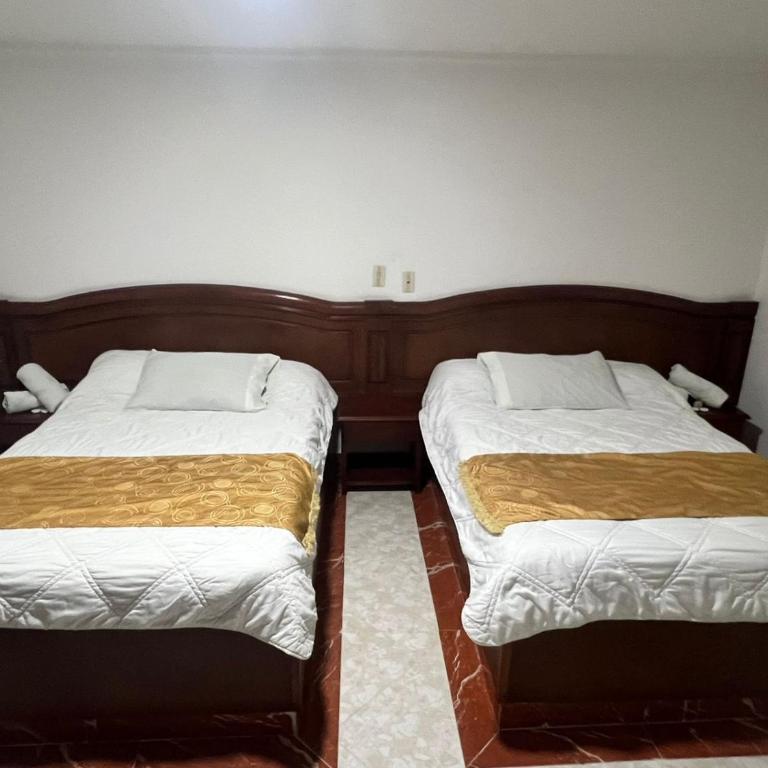 Hotel Sabana Hilton - Twin Room - 6
