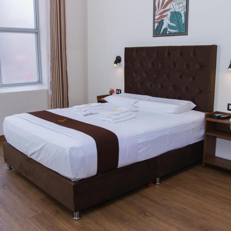 Zentra Plaza Hotel & Cowork - Habitación Doble Grande - 5