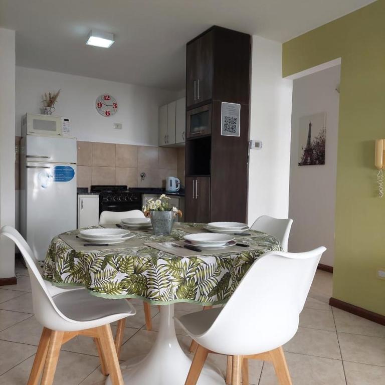Mirasol - One-Bedroom Apartment with Terrace - 10