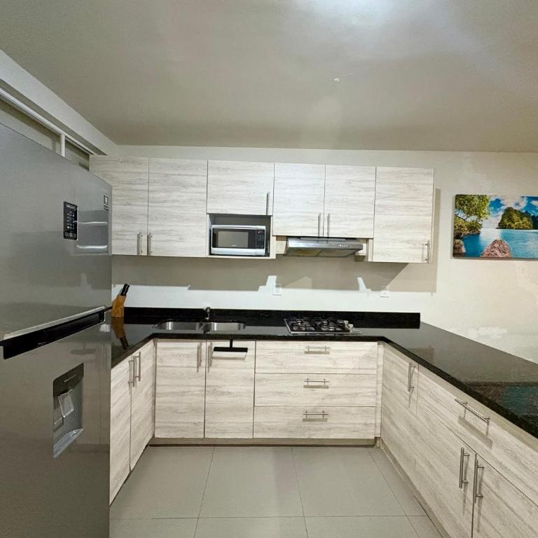 Departamento con BONITA VISTA , BALCÓN y ALBERCA !! en CERRITOS - 406 A - - Two-Bedroom Apartment - 7