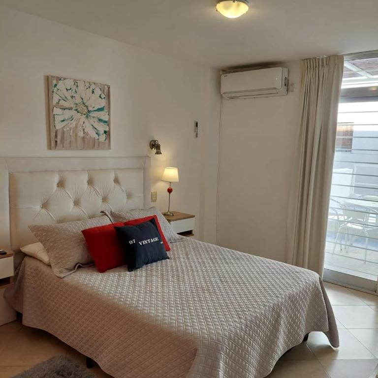 Mirasol - One-Bedroom Apartment with Terrace - 15