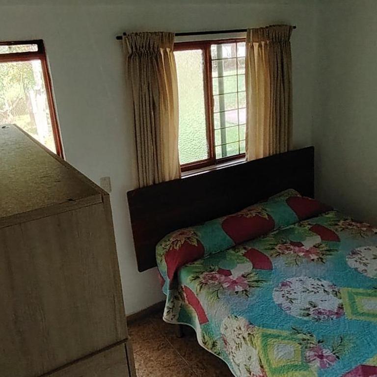 Hostal LA MIA - Habitación Estándar - 1 cama grande - 4