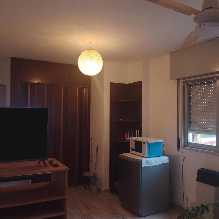 Monoambiente cómodo en Alberdi - zona céntrica - Apartamento de 1 dormitorio - 3
