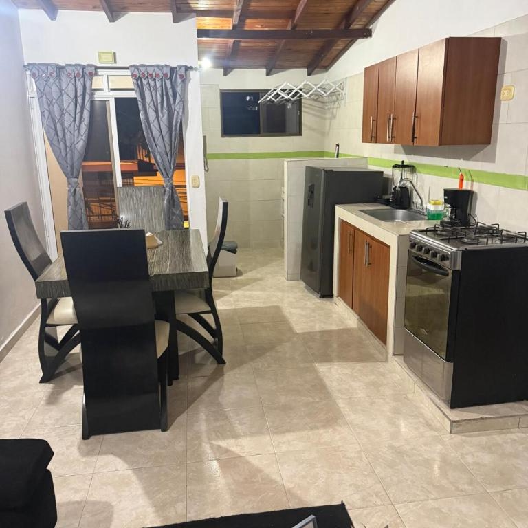 Mi hogar santanderiano - Three-Bedroom Apartment - 3