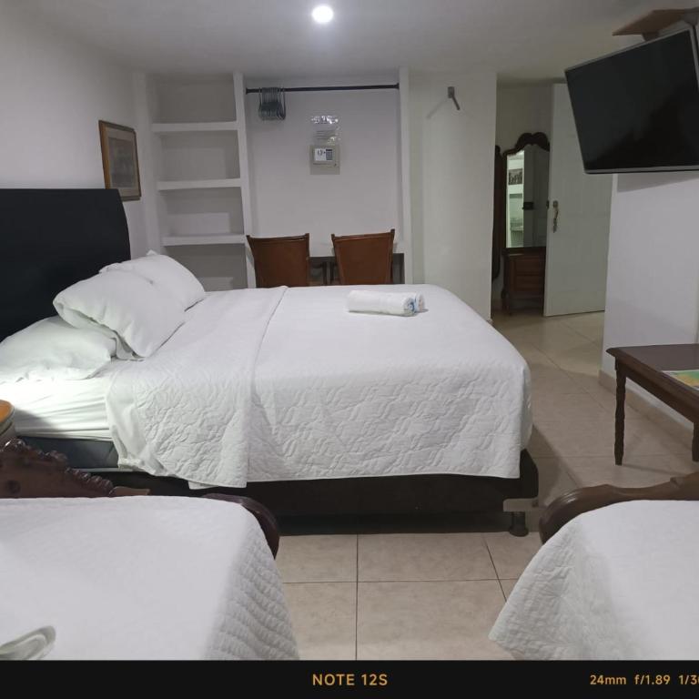 Hotel Fegali Art Boutique - Superior Family Room - 4