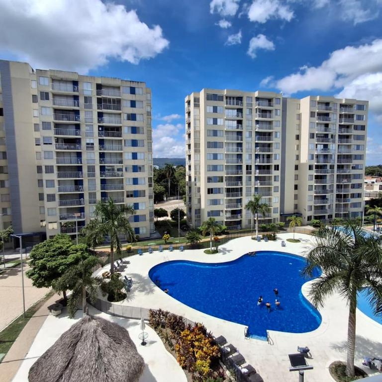 Apartamento cerca a Piscilago, Club House Ricaurte - Apartamento de 2 dormitorios con vistas a la montaña - 4
