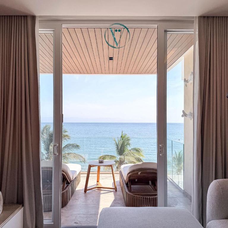Hear the Waves Luxury Oceanfront Escape - Apartamento - 24