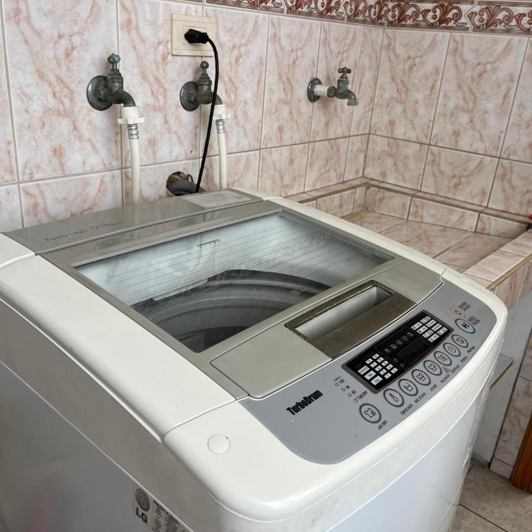 Departamento Cerca del Mall del Pacífico en Manta - One-Bedroom Apartment - 19