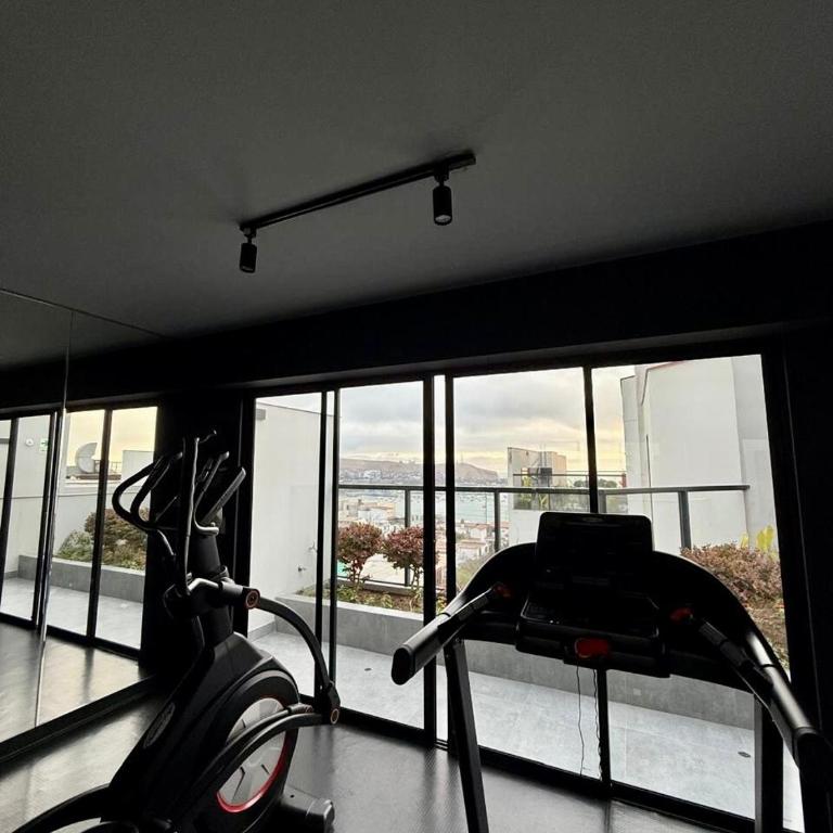 Modern 2BR Apt, Ocean View, Steps from Barranco - Apartamento de 2 dormitorios - 10