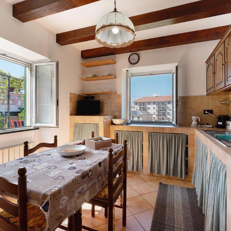 Ca' Da Giuvanna - Two-Bedroom Deluxe Apartment with Garden View - 5
