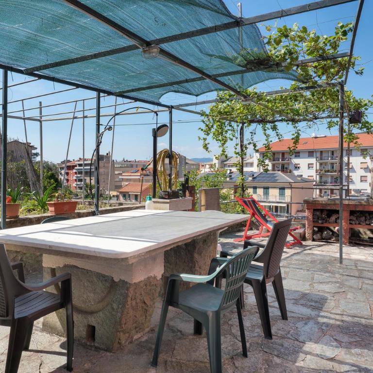 Ca' Da Giuvanna - Two-Bedroom Deluxe Apartment with Garden View - 1