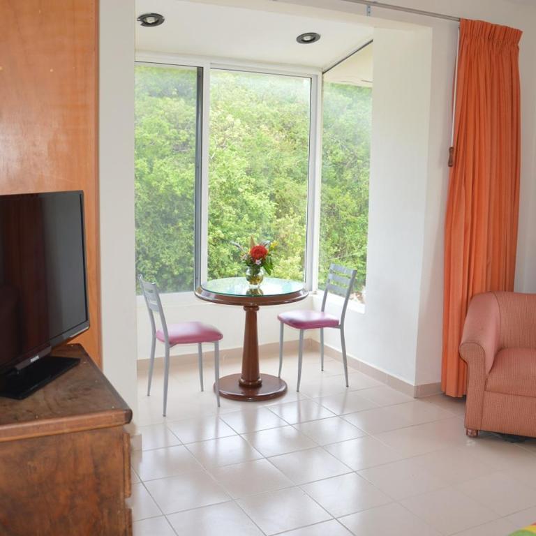 Casa Bonita and villas - Standard Double Room - 8