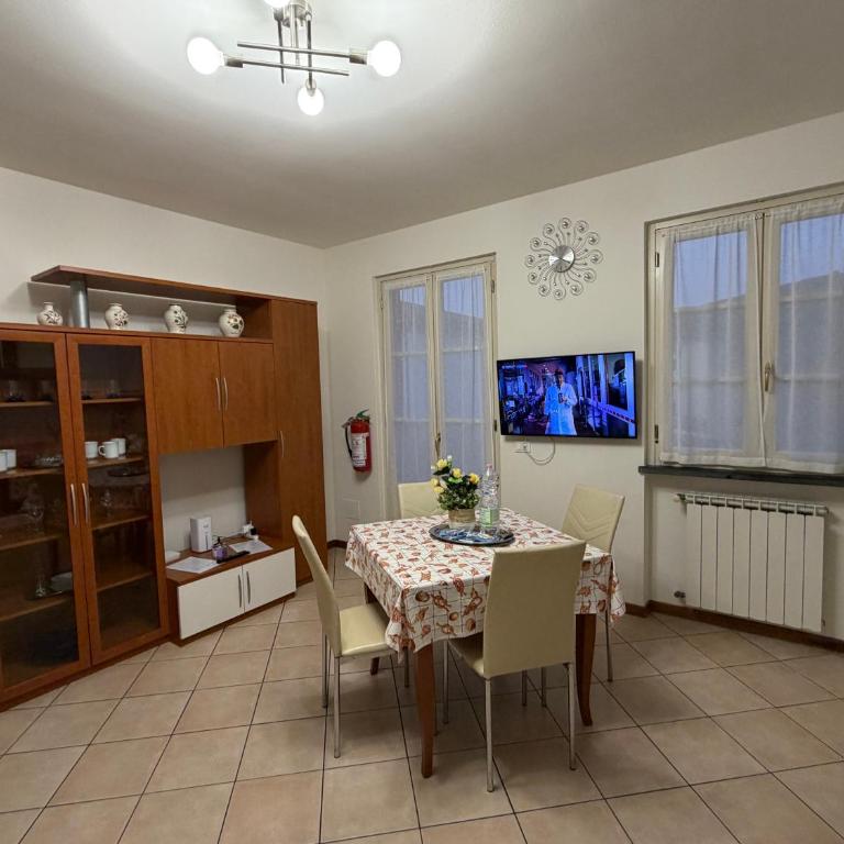 Casa Marta con parcheggio privato,vicino a Centro e Ospedale - Two-Bedroom Apartment - 4