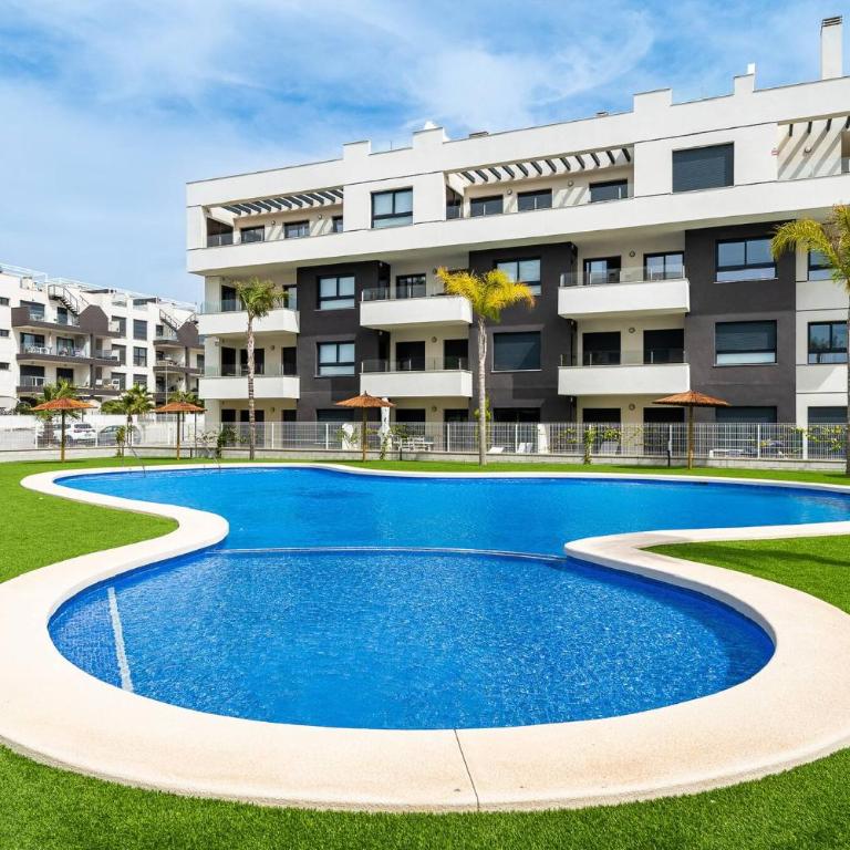 Valentino Golf IV Sunrise - Apartamento de 3 dormitorios - 2