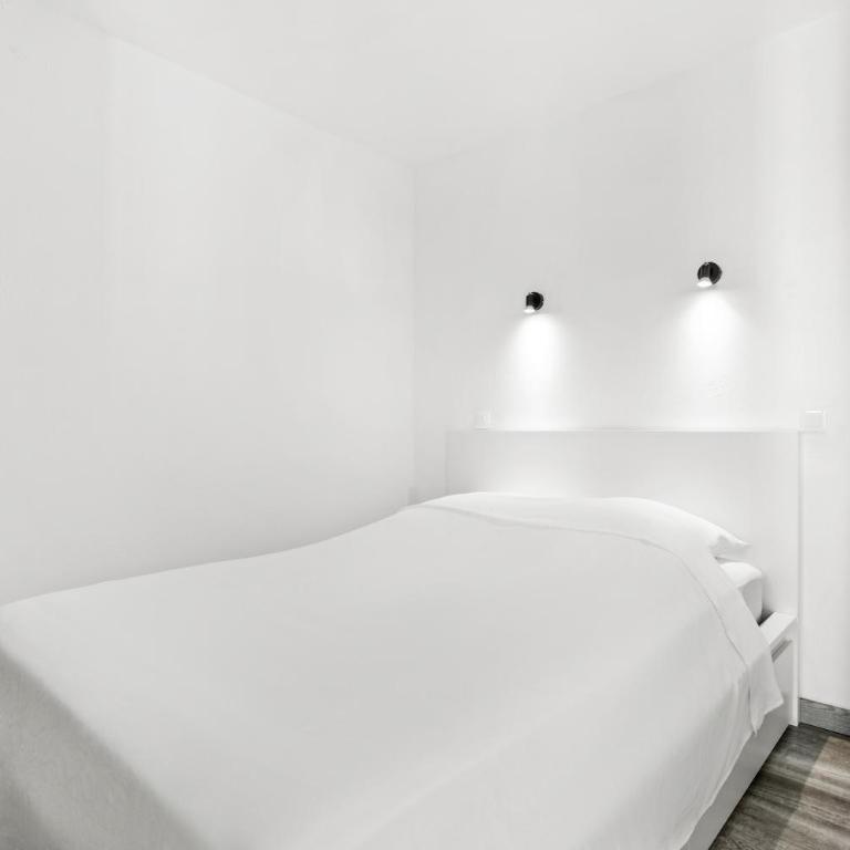 Apartment – Restanques – Swimming - Appartement 1 Chambre - Vue sur Jardin - 9