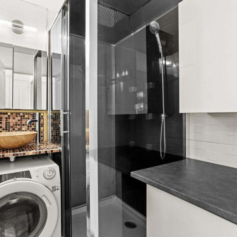 Apartment – Restanques – Swimming - Appartement 1 Chambre - Vue sur Jardin - 12