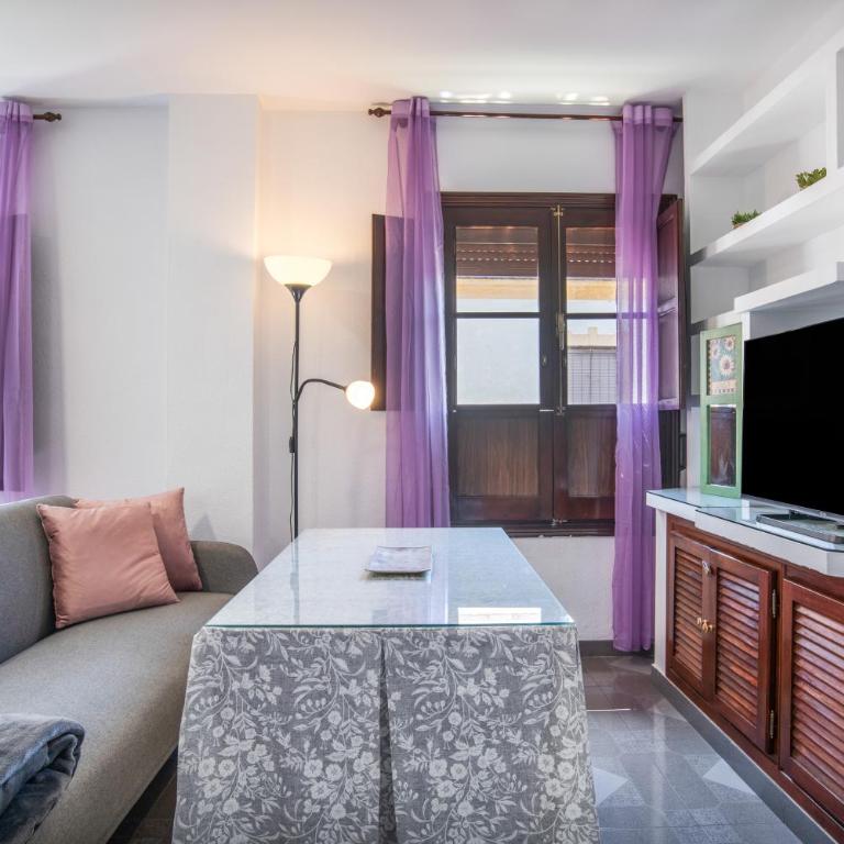 Apartamento Mia - Apartamento Superior con vistas a la ciudad - 2