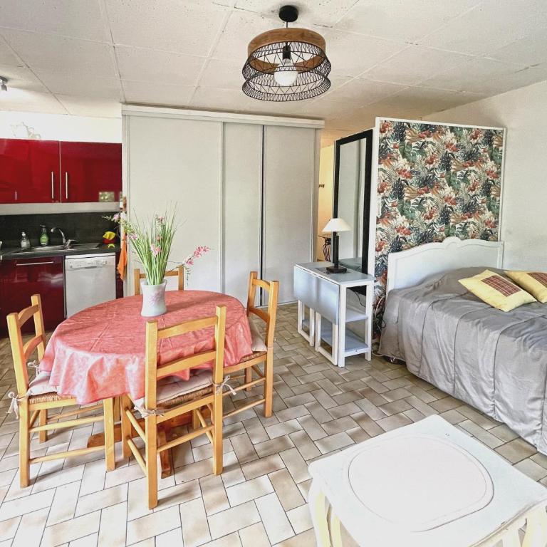 Studio MISTRAL Centre-ville - Appartement Supérieur - Vue sur Ville - 12