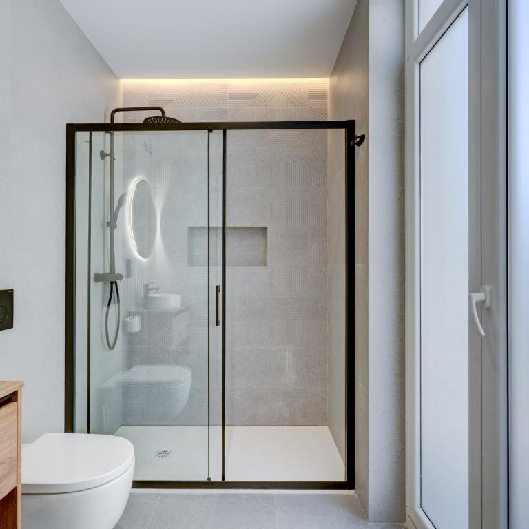 Pension Yoldi - Habitación Doble Deluxe con balcón - 14