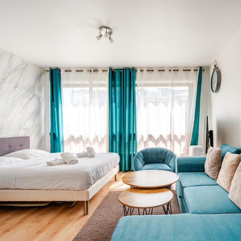 Chic Parisian Studio steps from Champs Elysees - Studio - 1