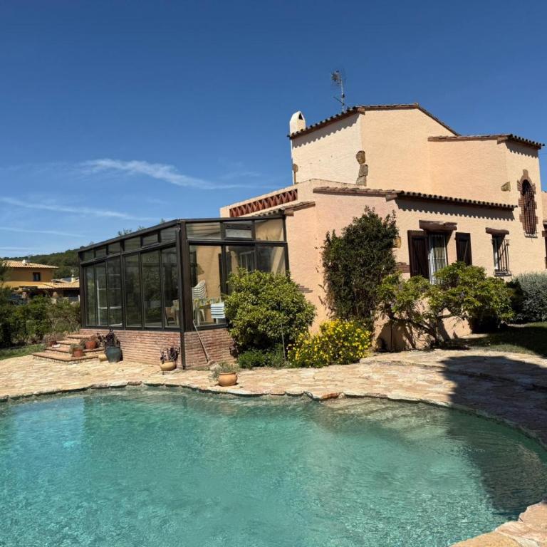 CS 124 Villa with private pool - Four-Bedroom House - 2