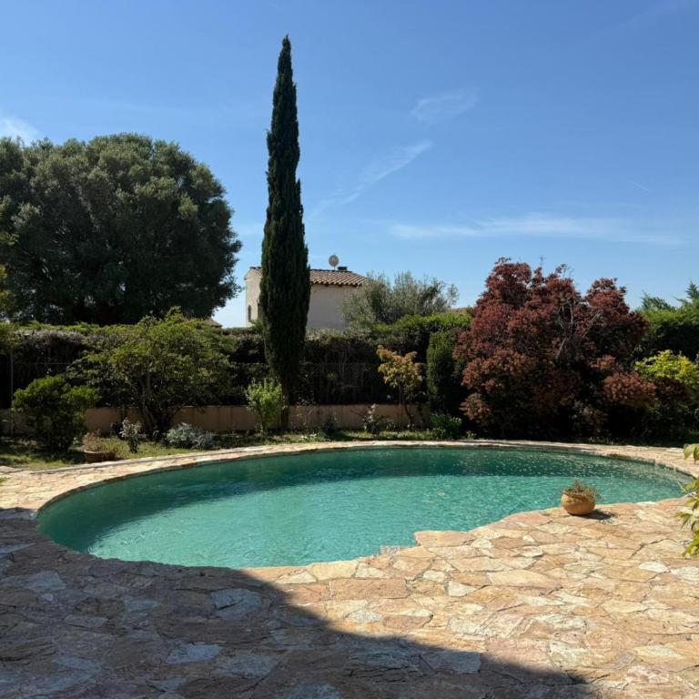 CS 124 Villa with private pool - Four-Bedroom House - 3