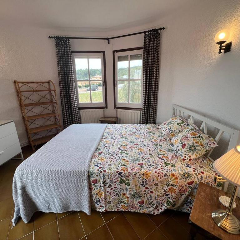 CS 124 Villa with private pool - Four-Bedroom House - 18