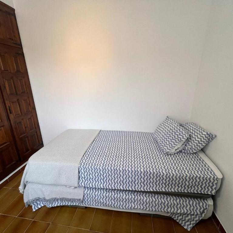 CS 124 Villa with private pool - Four-Bedroom House - 25