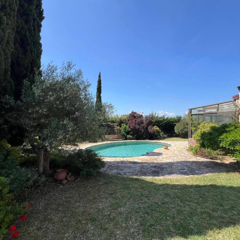 CS 124 Villa with private pool - Four-Bedroom House - 29