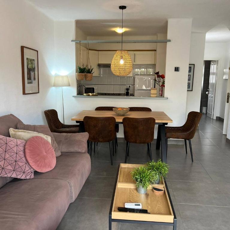 Breda 2b - Three-Bedroom House - 12