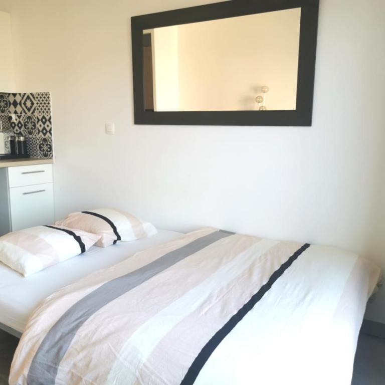 Studio Serenity - Clim - WIFI - Parking - Piscine - Front de mer - Proche commerces et centre ville - Appartamento con 1 Camera da Letto - 11
