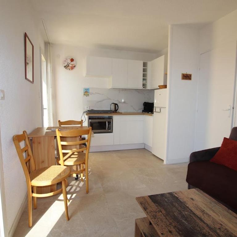 Appartement RDC avec jolie terrasse - Appartement 1 Chambre - 6