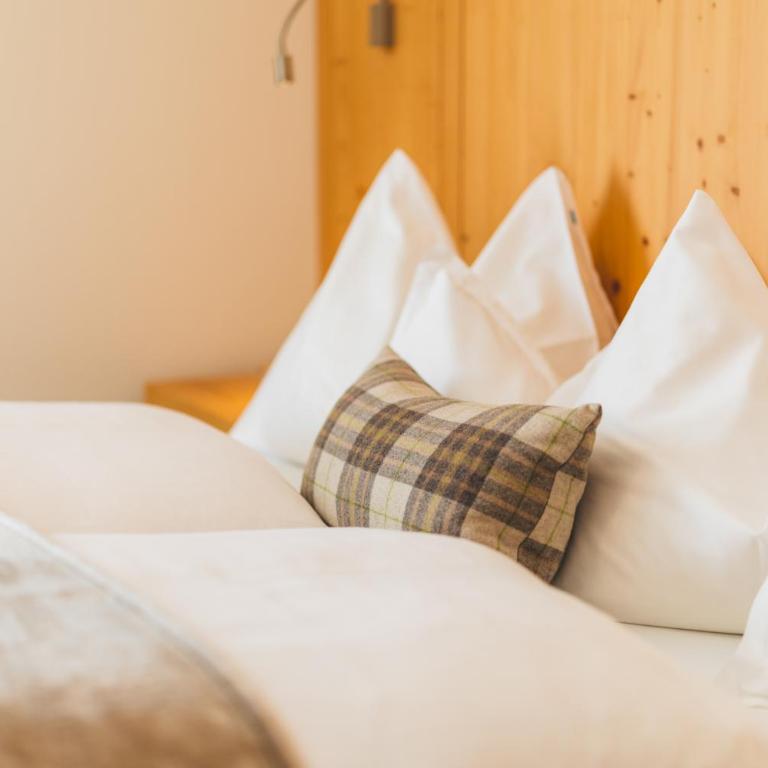 Haus Melitta - Doppelzimmer mit Balkon - 2
