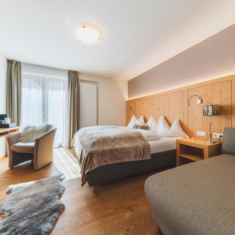 Haus Melitta - Doppelzimmer mit Balkon - 1