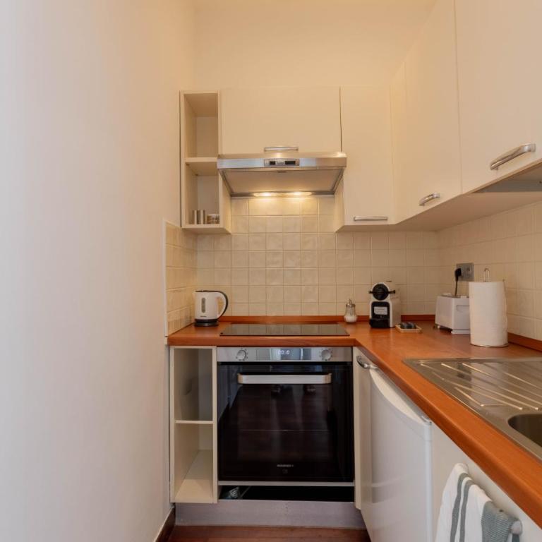 Carré d'Or - Spacieux & Calme - AC - Appartement 1 Chambre - 6
